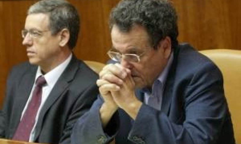 פרידמן ומזוז. פרידמן מקדם בוררויות [צילום: פלאש 90]