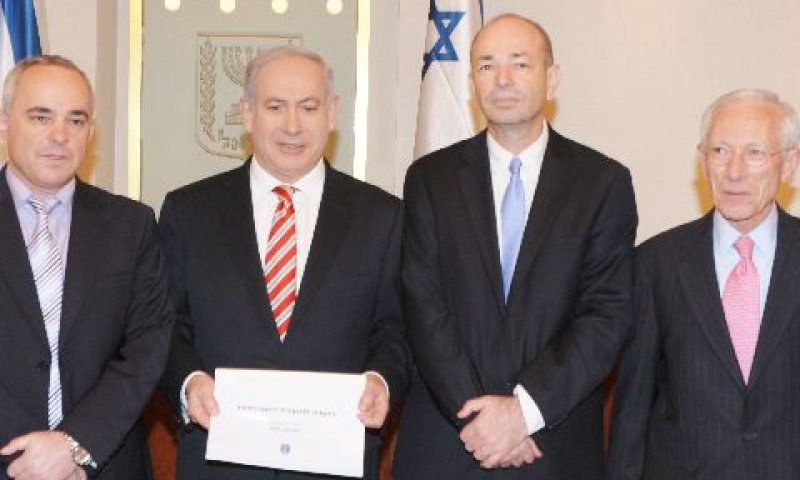 מסקנות ועדת הריכוזיות הסופיות. "בעל הון לא יוכל להחזיק בנק ומפעל" [צילום: פלאש 90]