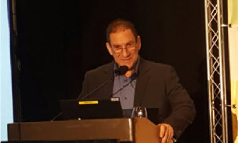 רון טל. מוכיחים תכנון וביצוע [צילום: חברת החשמל]