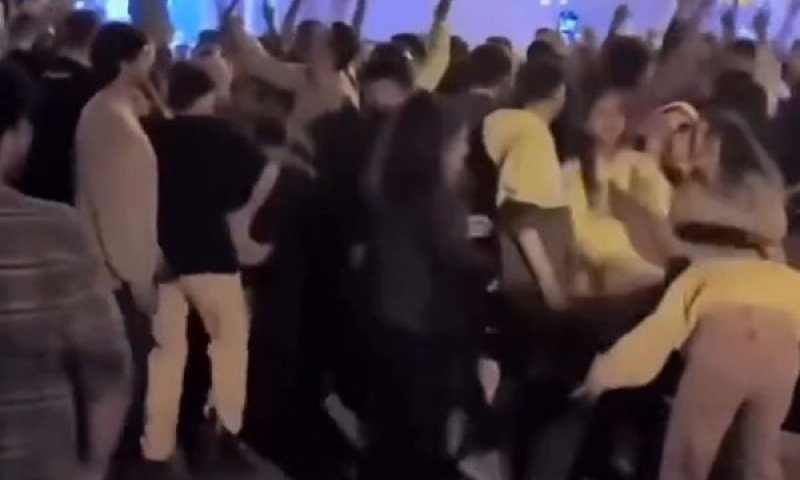 [צילום: לפי סעיף 27א' לחוק זכויות יוצרים]