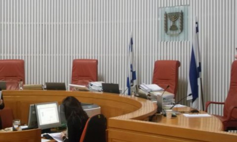 "חוסר תום לב דיוני מובהק"