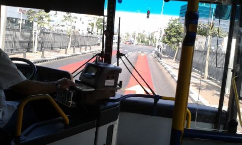 מסלול התחבורה הציבורית בז'בוטינסקי