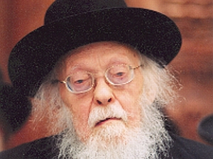 הרב אלישיב. הרישיון לא רישיון