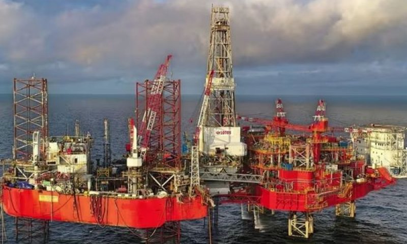 אסדת הקידוח של Petrobaltic בים הבלטי [צילום: Petrobaltic]