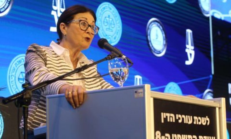 חיות. "ערעור היסודות" [צילום: עופר עמרם, לשכת עוה"ד]