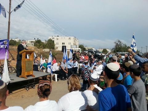 סגן השר בן-דהן בחזון דוד [צילום: שלמה וקנין]