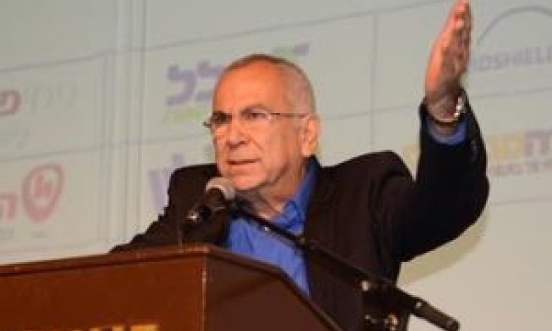 פרופ' שוקי שמר [צילום: סטודיו עדיף]