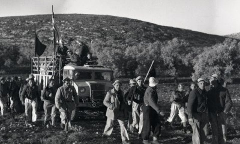 העלייה לקרקע של קיבוץ יסעור [צילום: בנו רותנברג, ארכיון המדינה]