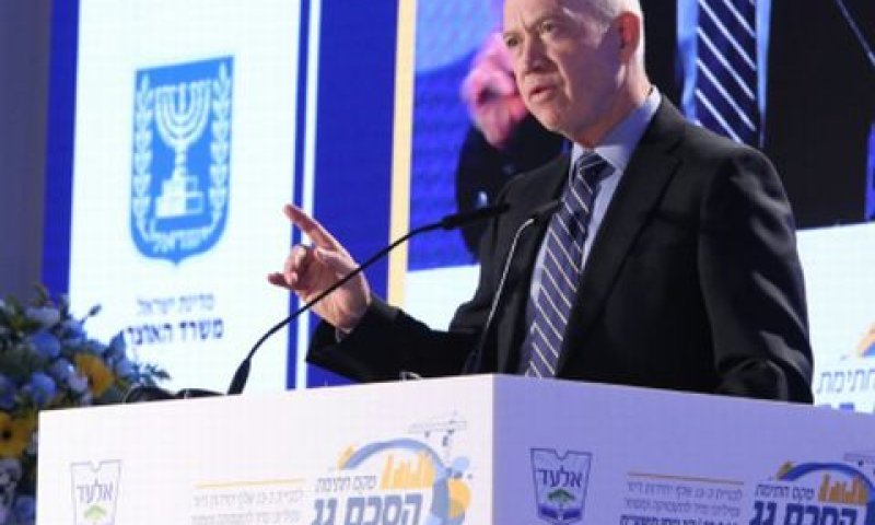 יואב גלנט [צילום: אלי קובין]