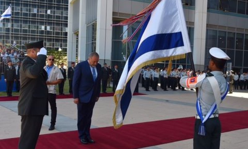 ליברמן. ייבחן במעשיו [צילום: אריאל חרמוני]