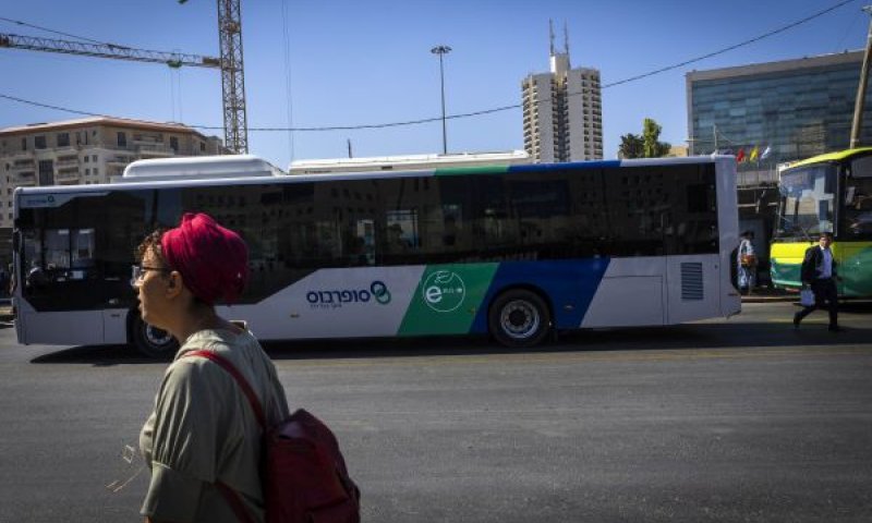 פער של נקודות בודדות [צילום: אוליביה פיטוסי, פלאש 90]