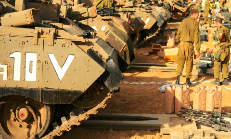אנשי מילואים נערכים [צילום: דו"צ]