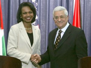 היו"ר אבו מאזן וקונדוליסה רייס. יצילו את המצב?