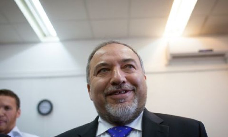 ליברמן. בלי זעזועים פוליטיים [צילום: פלאש 90]