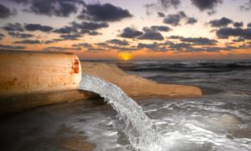 עד 2012 עורקי המים הראשיים יחוברו לחמישה מתקני התפלה לאורך הים התיכון
