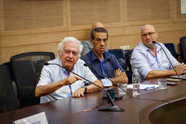 יונתן יעקובוביץ, צבי קן תור [צילום: נועם מושקוביץ/דוברות הכנסת]