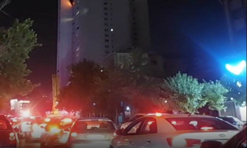 זירת הפיצוץ [צילום: רשתות אירניות]