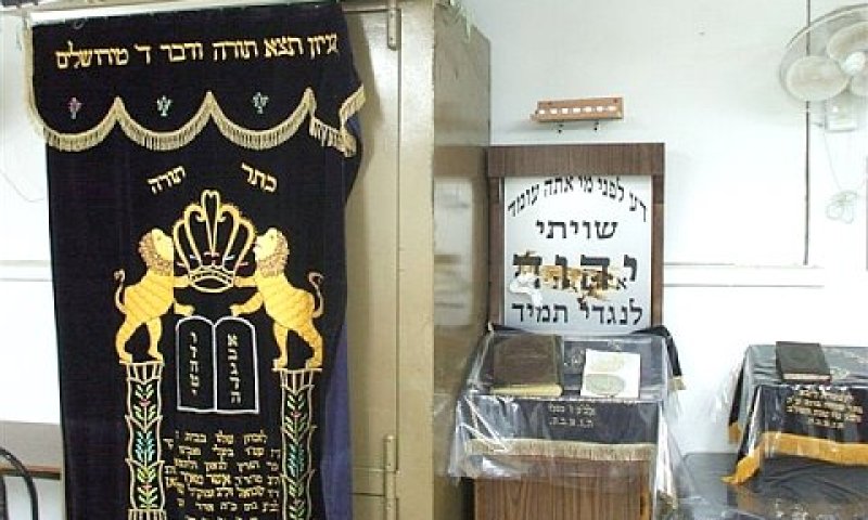 חילול בית כנסת בני ברק
