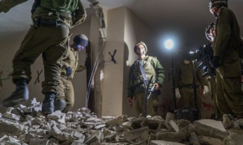 הריסת בית של מחבל [צילום: דו"צ]