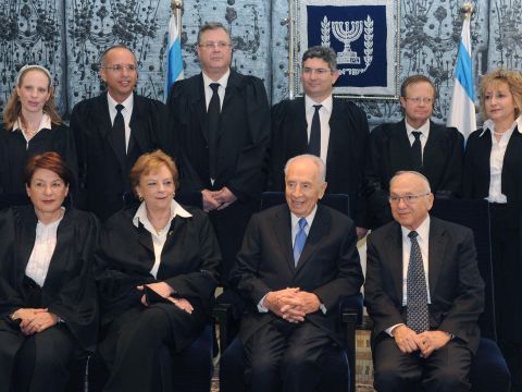 השופטים המתמנים: השופט צבי זילברטל, השופט נעם סולברג, השופט אילן איטח, השופט כרמי מוסק, השופטת עירית וינברג-נוטוביץ ועו"ד טל לחיאני-שהם [צילום: מארק ניימן/לע"מ]