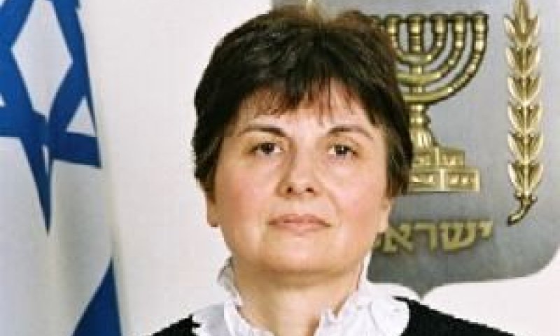 השופטת אריקה פריאל [צילום: בוצ&acute;צ&acute;ו]