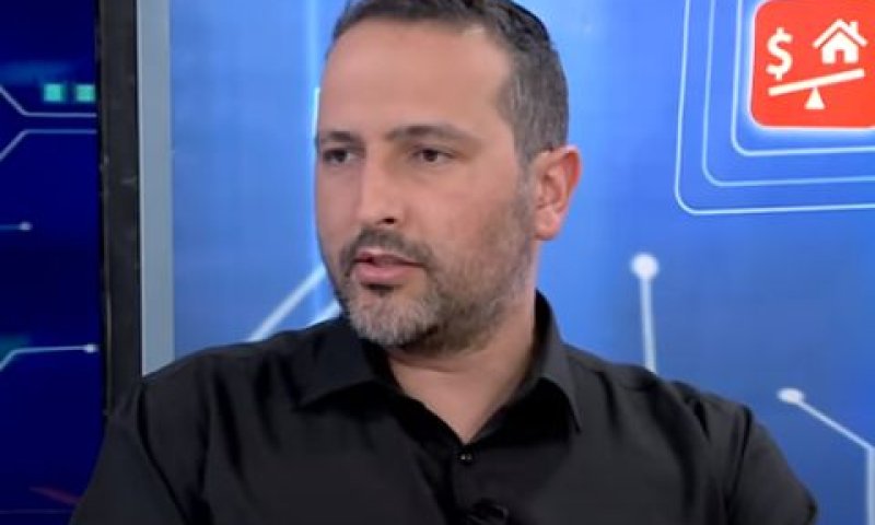 פרי. אין תלות בסיוע [צילום: יוטיוב, קבוצת אלדד פרי]