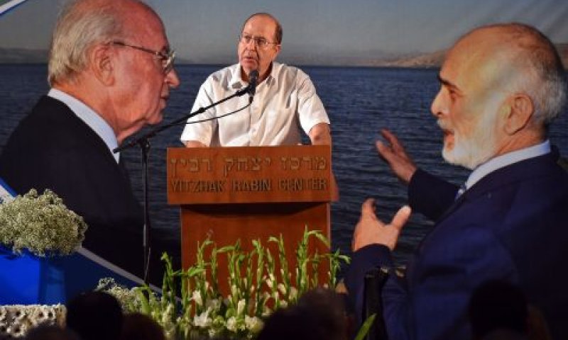 יעלון נואם בטקס [צילום: אריאל חרמוני]