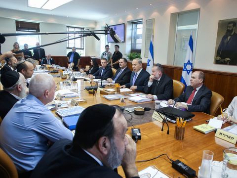 לא יכולה שלא לפעול [צילום: עמית שאבי]