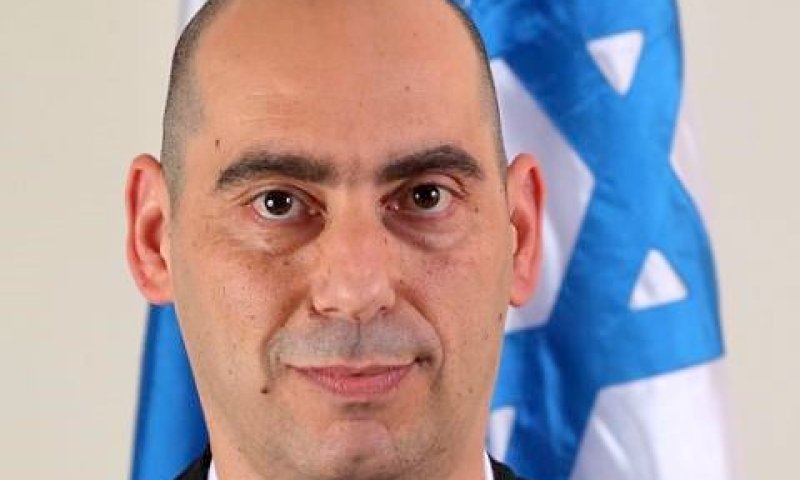 טורס. דחה את עמדת המדינה [צילום: בוצ&acute;צ&acute;ו]