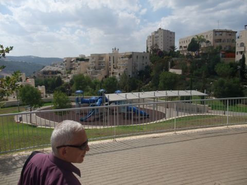 צ'רני. לא נפגשו