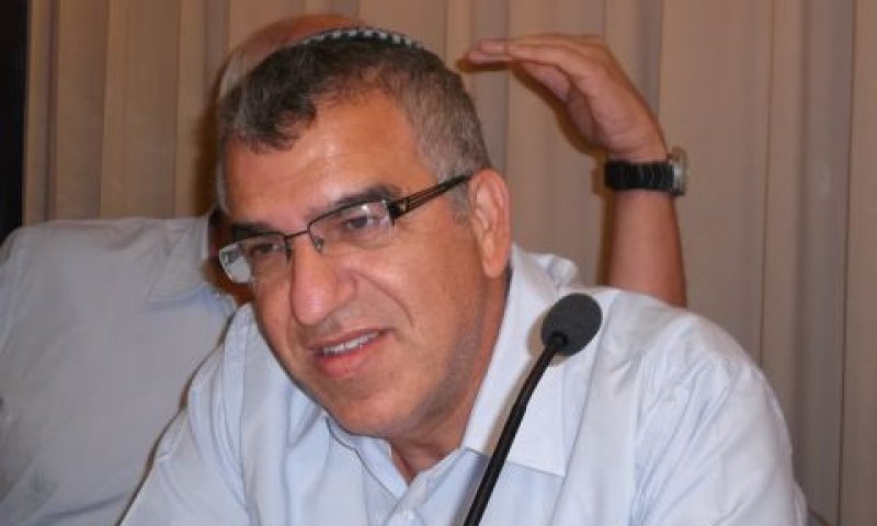 אילוז. לא רק סגירת מרפסת