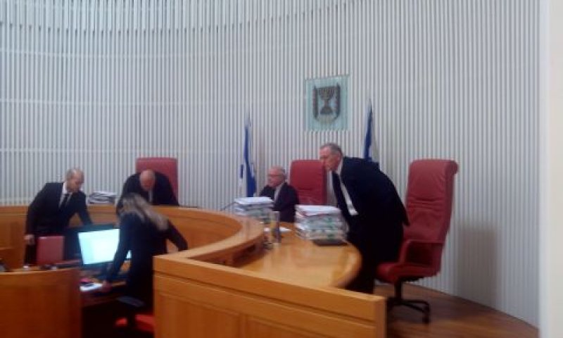 מינץ, הנדל וקרא בערעור דנקנר