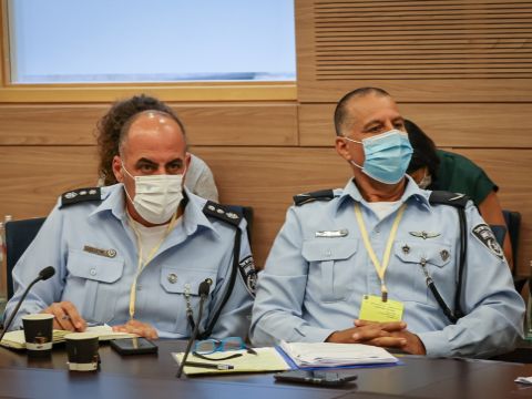 נציגי המשטרה בדיון [צילום: נועם מושקוביץ, דוברות הכנסת]