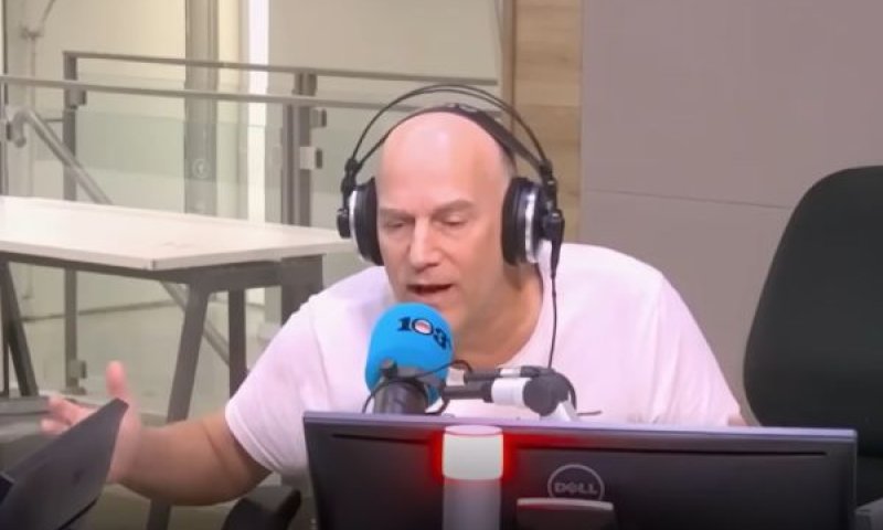 פלג. גם מחיר כלכלי - ענף ההרצאות נמחק [צילום: רדיו 103]