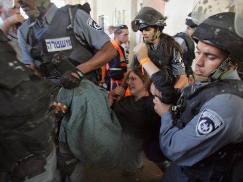 הפינוי בחברון [AP]