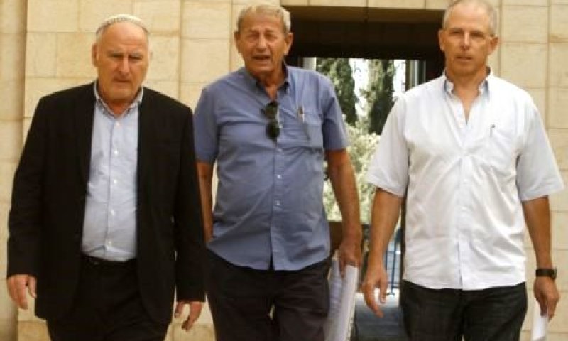 דן שיאון, אמציה חן ומאיר אינדור [צילום: פלאש 90]