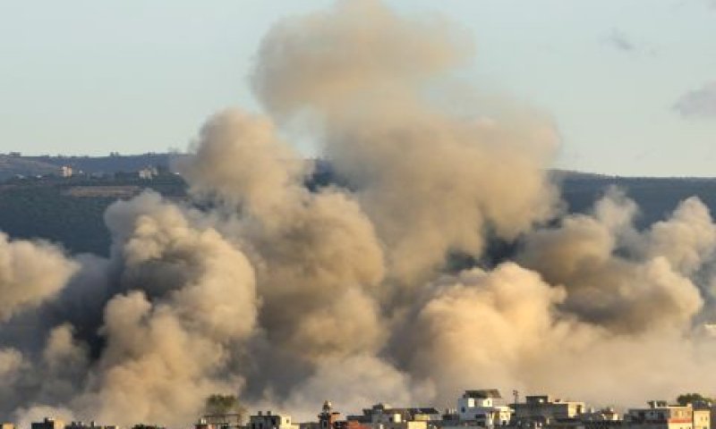 תקיפה במחנה הפליטים רשידייה ליד צור [צילום: חוסיין מלא/AP]