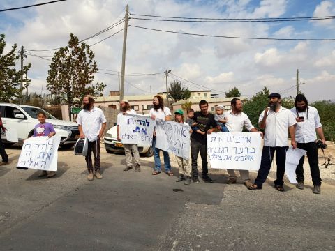 הפגנת תמיכה בחיילי צה"ל בישוב יצהר