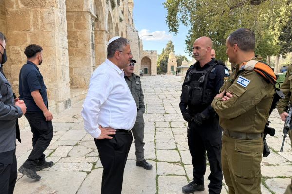 [צילום: תקשורת השר]