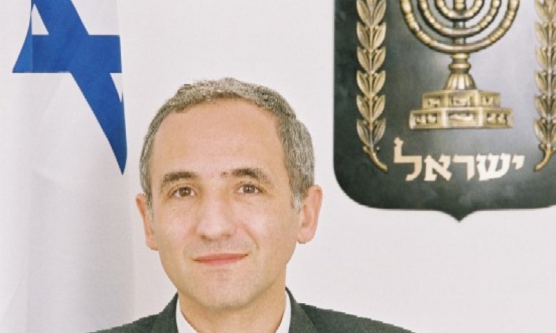 זלוצ'ובר. הפרש של שעתיים