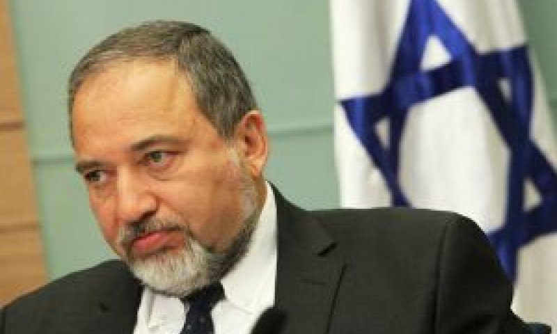 ליברמן. ספק גם עם עדות רואת החשבון [צילום: פלאש 90]