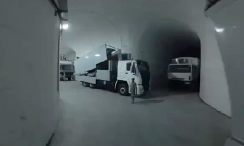 בסיס טילים אירני תת קרקעי [צילום: מתוך שידורי הטלוויזיה האירנית]