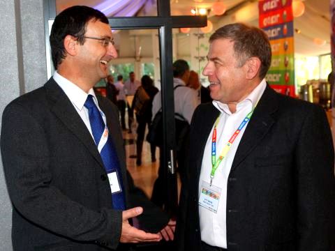 מנכ"ל קבוצת טמבור, מיכאל דיין ומנכ"ל קליל, אריה (ריצ'י) ריכטמן [צילום: פביאן קולדרוף]