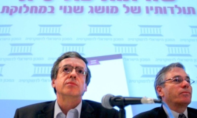 מזוז (משמאל). לא תפקיד של היועמ"ש [צילום: פלאש 90]
