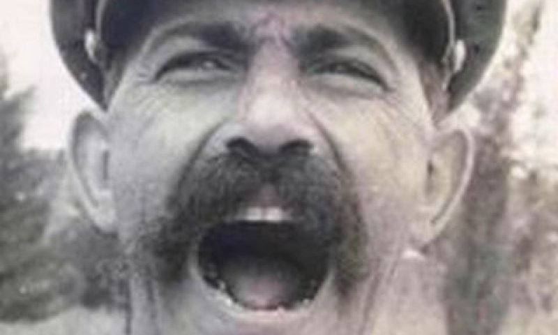 הרס"רים מחכים [באדיבות משפחת חזי עובדיה]