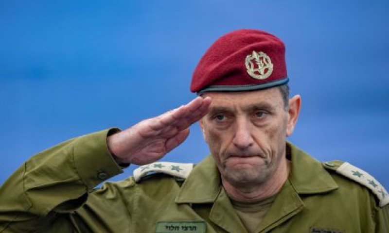 הלוי. "אתה לא רוצה שאני אגיד מי פה ישן ב-6 באוקטובר" [צילום: יונתן זינדל/פלאש 90]