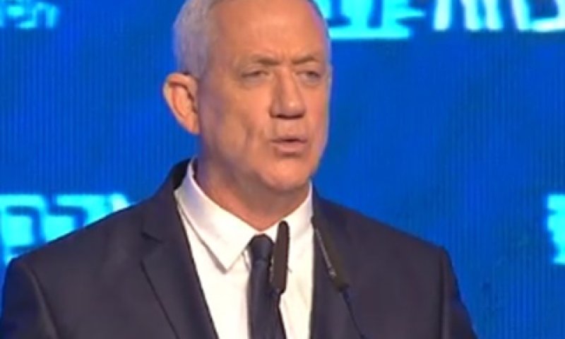גנץ. אור גדול מאיר על ישראל
