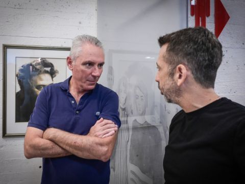 גיא לרר ואלון בן-דוד בכינוס המחאה [אבשלום ששוני/פלאש 90]
