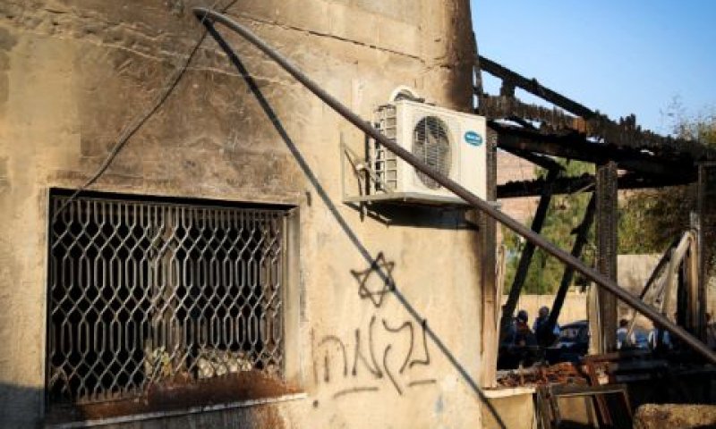 בית משפחת דוואבשה בדומא [צילום: פלאש 90]