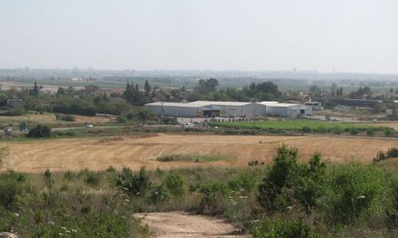טירת יהודה. חוסר החוקיות לא עניין את מגדל
